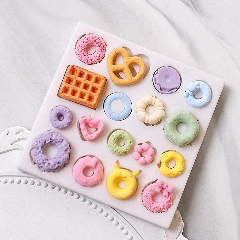 Cute Bunny Bear Carrot House S - Donut Mold Silicone 评论和价格